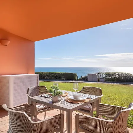 The Oceanfront Vr110