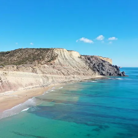 The Oceanfront Vr110 Apartment *